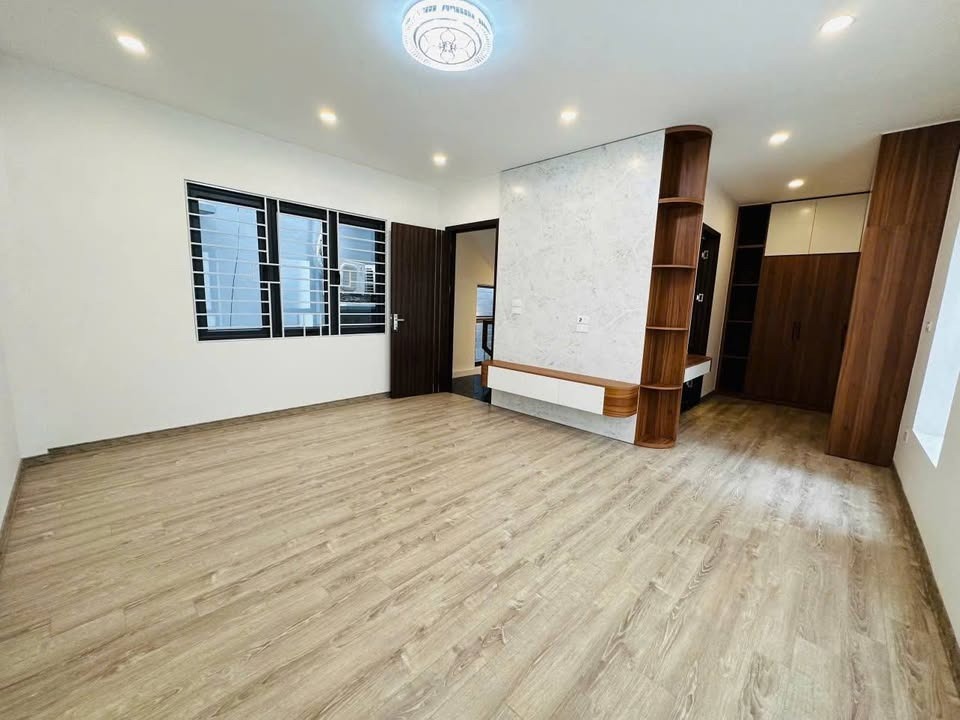 Nhà 4 Tầng Đại Tự - Giá Chỉ 4.95 Tỷ - Vị Trí Đẹp, Nội Thất Sẵn