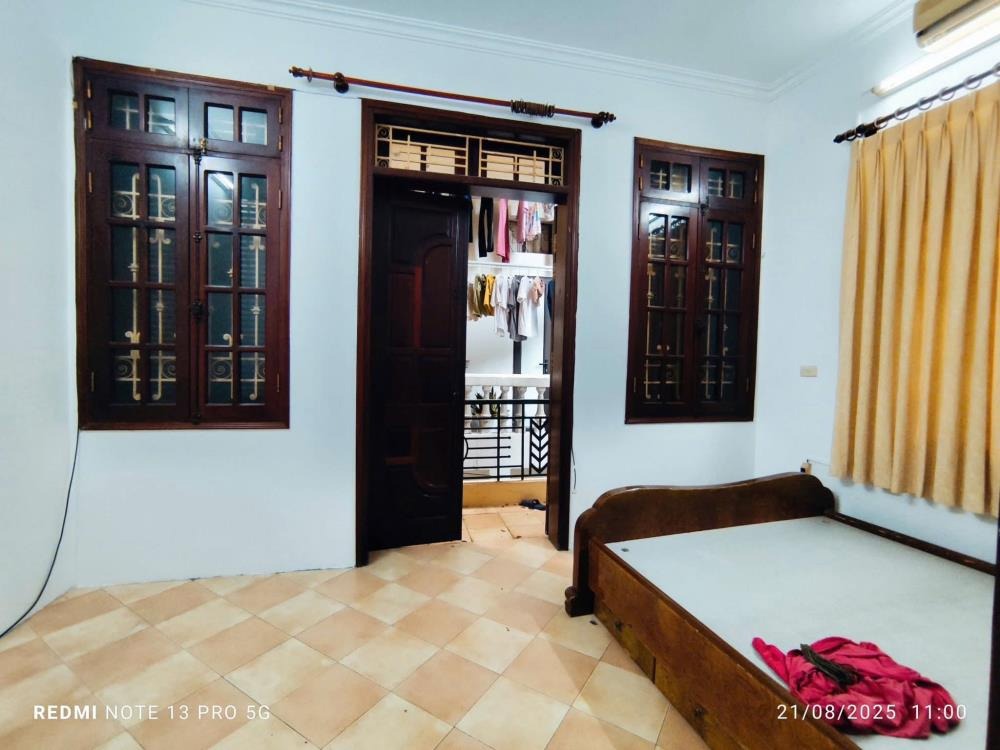 Bán nhà Khâm Thiên - 48m2, 5 Tầng, Lô Góc, Giá 9.5 Tỷ