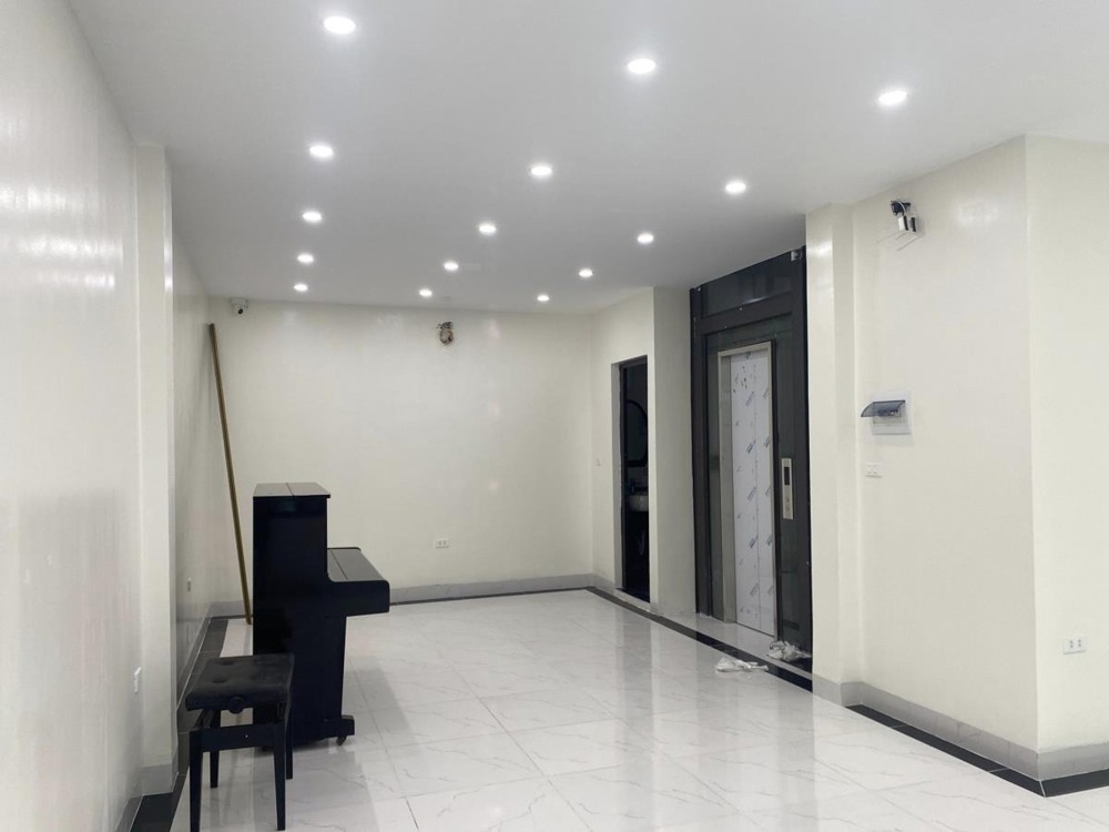 Bán Tòa Văn Phòng Mặt Phố Cầu Giấy - 59m2 - 6 Tầng - 17.5 Tỷ