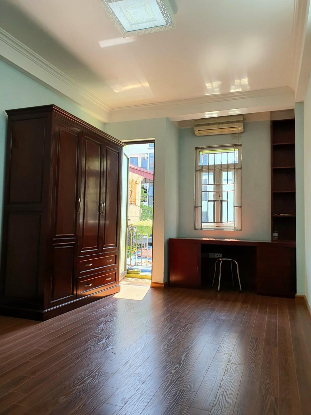 Bán nhà Hoàng Mai 36m² 5 tầng, 3.68 tỷ - Ô tô đỗ cửa, gần Hồ Đền Lừ