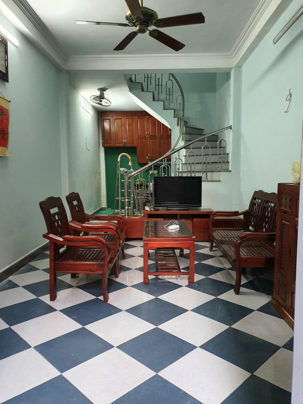 Bán nhà Hoàng Mai 36m² 5 tầng, 3.68 tỷ - Ô tô đỗ cửa, gần Hồ Đền Lừ