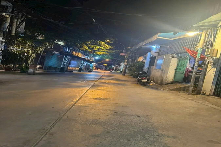 BÁN NHÀ NGAY TRUNG TÂM BÌNH TÂN, HẺM SỐ 2, DT 49M2, 4 TẦNG, 4PN, SỔ HỒNG RIÊNG - GIÁ CHỈ 6.1 TỶ