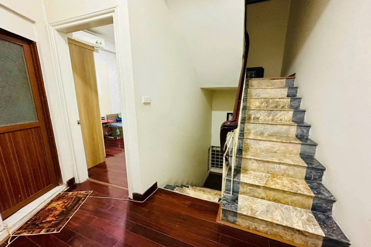 HOÀNG HOA THÁM - Ô TÔ 7 CHỖ ĐỖ CỬA - 15M RA Ô TÔ TRÁNH 13,5 tỷ 🏠 Diện tích 47m, 5 tầng, mt 5.1m