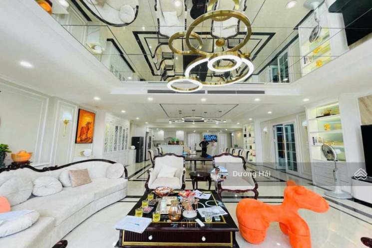 Bán nhà Tây Hồ - DT 290m2 MT 16m - Tòa KD văn phòng ô tô vỉa hè thang máy vài bước ra Hồ Tây