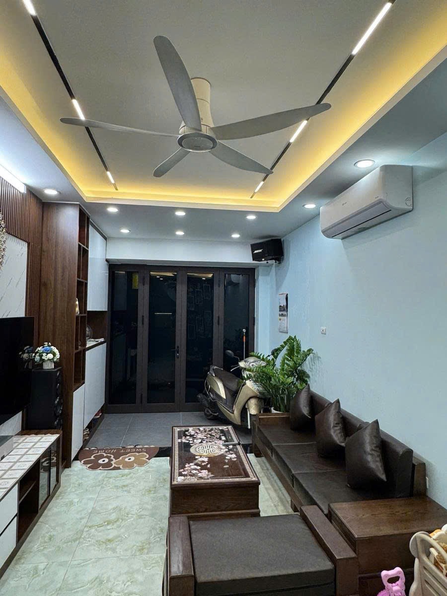 Bán nhà Khương Đình - Khu Cán Bộ Cấp Cao - 36m² - 4 Tầng - Giá 7 Tỷ+