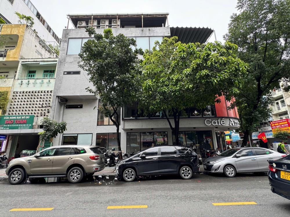 Cho Thuê Nhà Góc 2 Mặt Tiền Nguyễn Thái Bình, Quận 1 - 140tr/Tháng