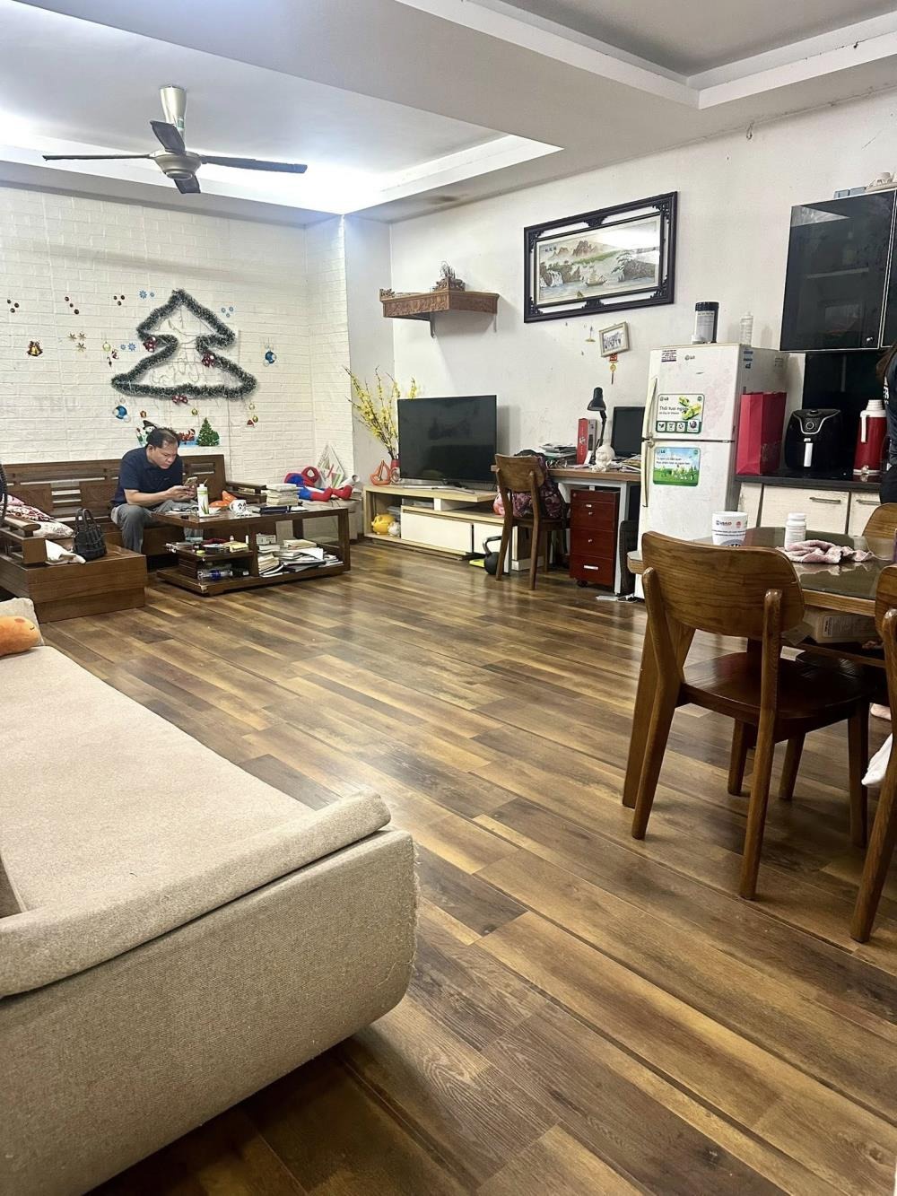 Căn hộ 3PN Nam Trung Yên - Giá 6.2 tỷ - View đẹp - Ở ngay