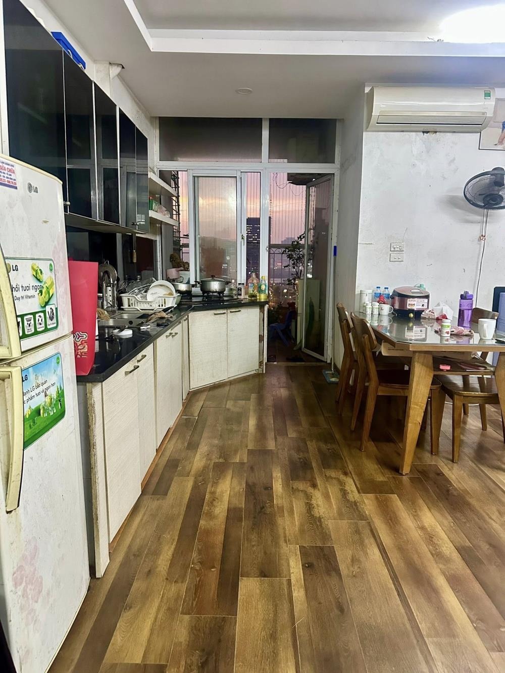 Căn hộ 3PN Nam Trung Yên - Giá 6.2 tỷ - View đẹp - Ở ngay