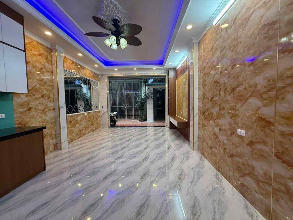 Mặt Phố Xã Đàn - 59m2 - 4 Tầng - Kinh Doanh - Oto Đỗ Cửa - Giá 10 Tỷ