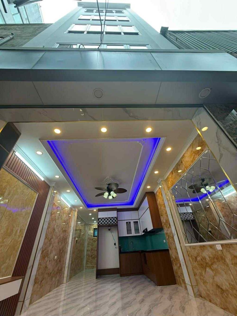Mặt Phố Xã Đàn - 59m2 - 4 Tầng - Kinh Doanh - Oto Đỗ Cửa - Giá 10 Tỷ