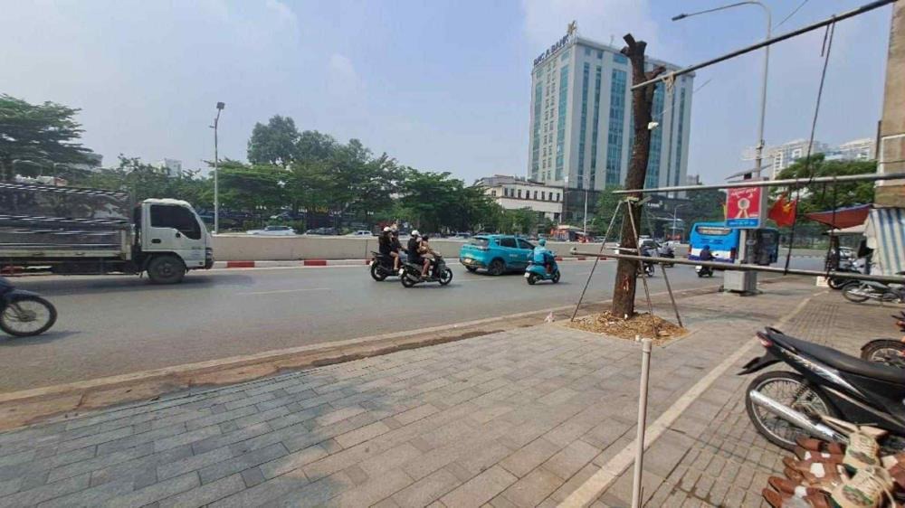 Mặt Phố Xã Đàn - 59m2 - 4 Tầng - Kinh Doanh - Oto Đỗ Cửa - Giá 10 Tỷ