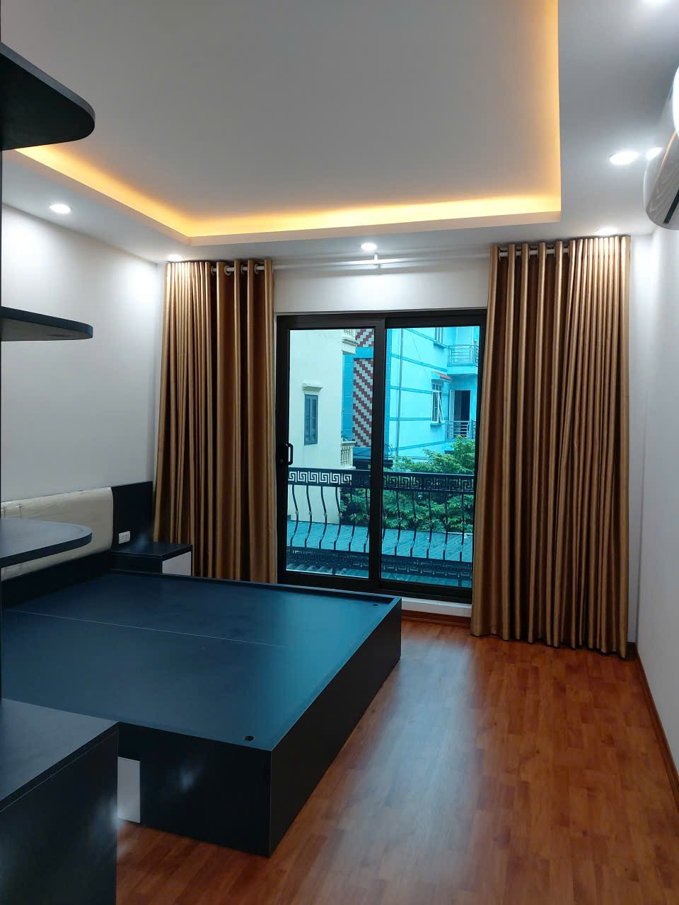 Bán nhà Hà Trì 3, Hà Đông: 42m2, 6 Phòng Ngủ, Giá 7.5 Tỷ