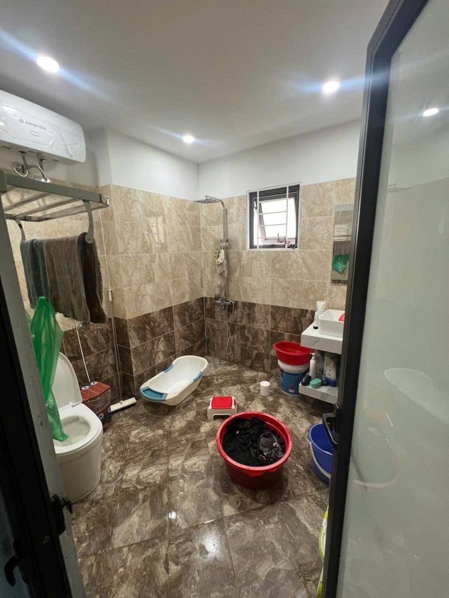 Bán nhà liên lạc 6 tầng, 34m2, view hồ - 7.95 tỷ