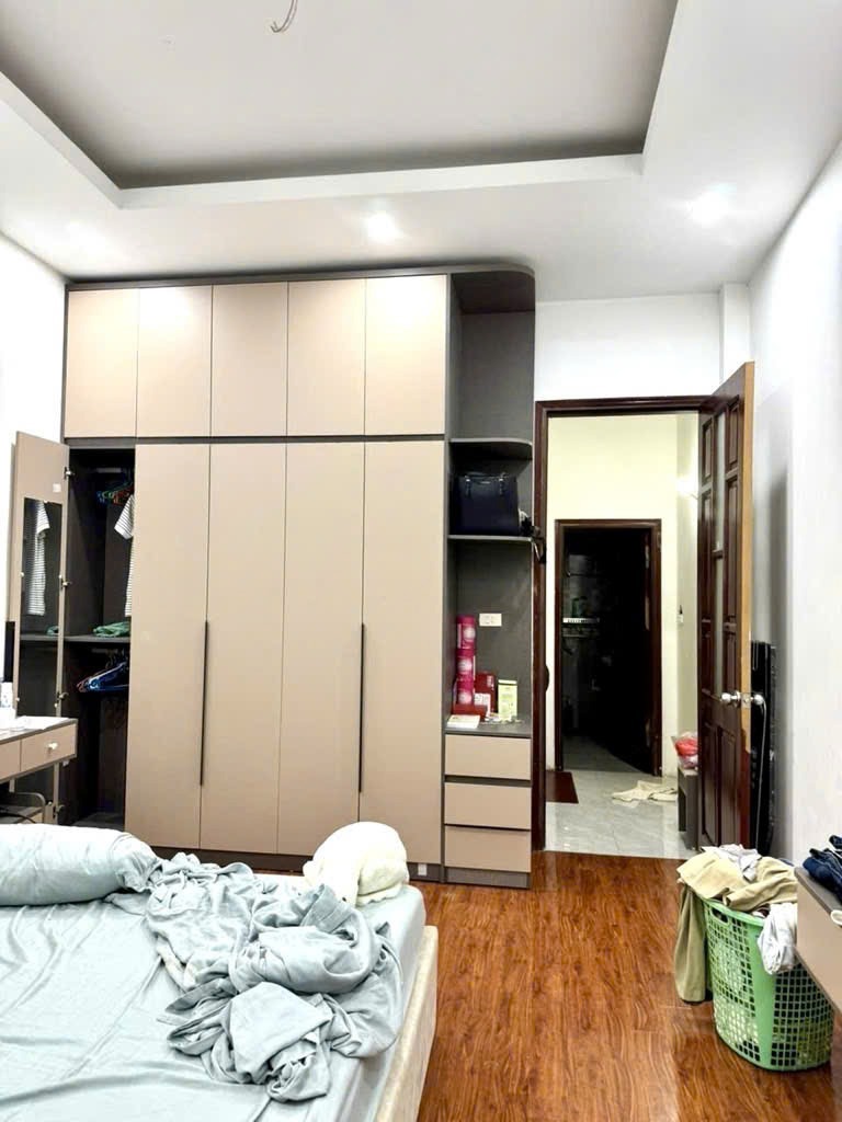Bán nhà Linh Đàm 5 tầng, ô tô đỗ cửa, full nội thất - Giá Tốt