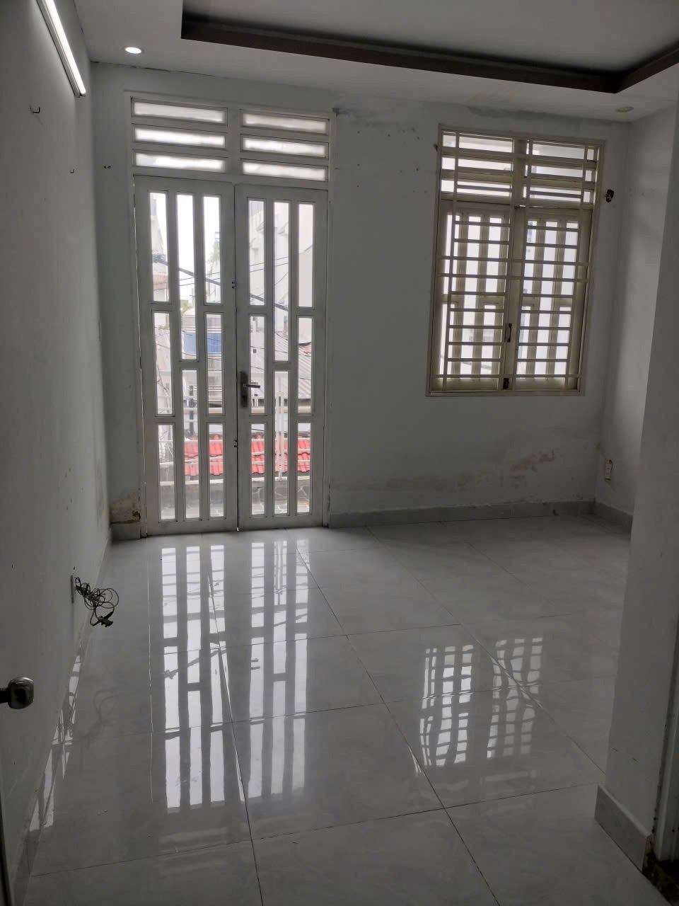 Bán Nhà 2 Tầng Bình Tân - Giá 3.75 Tỷ - Liên Khu 4-5 - Dọn Vào Ở Ngay