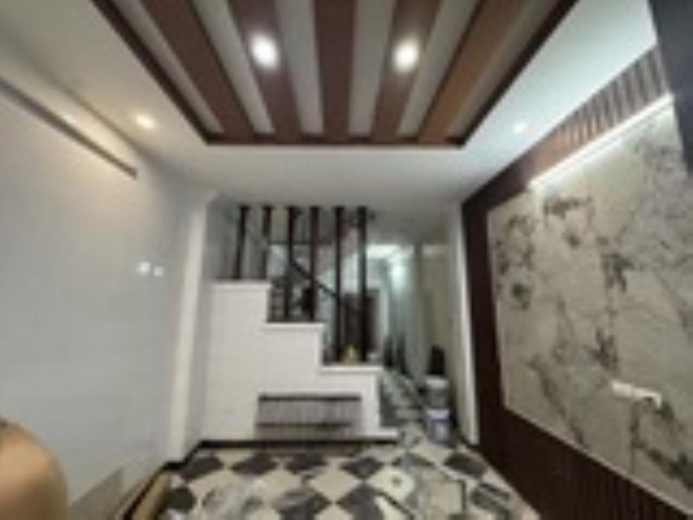 🏠 Bán Nhà Nguyễn Đức Cảnh Hoàng Mai - 50m2, 5PN, Sân Trước Sau, Ô Tô Gần