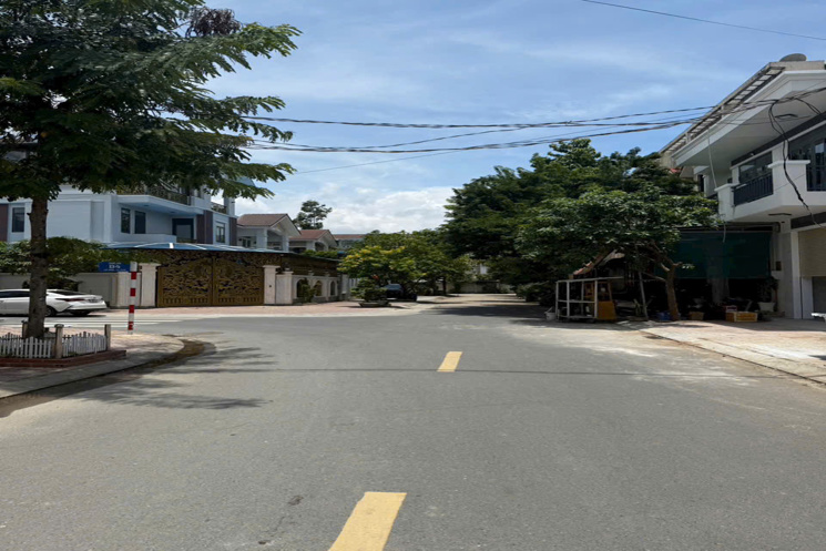 CHỦ GỞI BÁN NHÀ 1 TRỆT 2 LẦU (HOÀN CÔNG) ĐANG HOÀN THIỆN TẠI KDC BỬU HOÀ