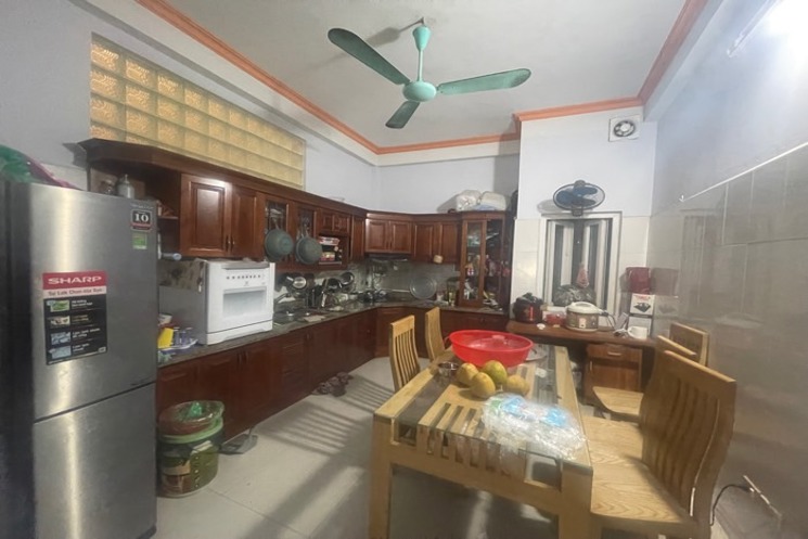 VỊ TRÍ SIÊU HIẾM - KINH DOANH ĐỈNH CAO - NGÕ THÔNG SANG PHỐ -  7 CHỖ ĐỖ TRƯỚC NHÀ _ 4 TẦNG – 44M2 –