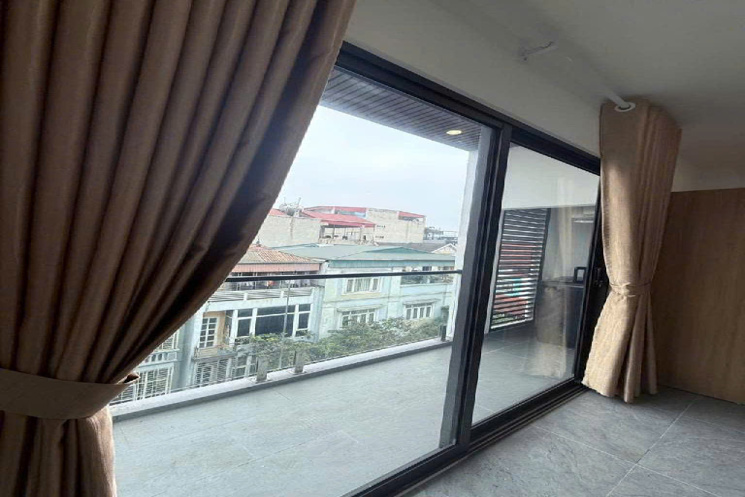 BÁN NHÀ PHẠM VĂN ĐỒNG_CÔNG VIÊN HÒA BÌNH 100 M,8 TẦNG,VỈA HÈ 5M,DOANHTHU 100 TR THÁNG,CHÀO:37,9 TỶ