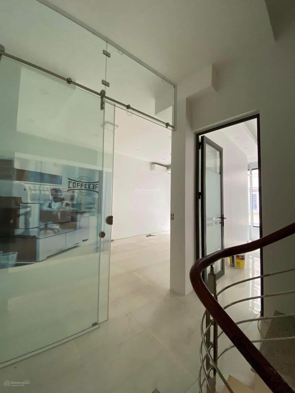 Cho Thuê Nhà Nguyên Căn Ba Đình - 60m² x 5T - Ô Tô Đỗ Cửa - 25tr/th