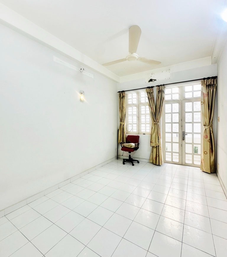 Nhà 4 Tầng Tân Bình - Phạm Văn Hai - 6.x Tỷ TL - Vị Trí Đẹp