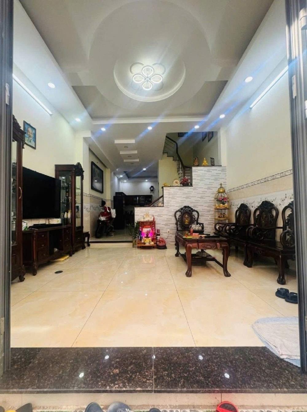 Bán nhà Gò Vấp - Hẻm 8m Thông Phạm Văn Bạch - 68m² - 4 Tầng - Giá 7.2 Tỷ