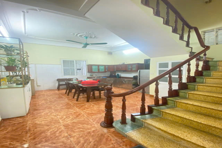 Bán nhà Đa Sỹ, Hà Đông, 39mx5 tầng, nhà mới đẹp, ở ngay, full nội thất giá 5.4 tỷ