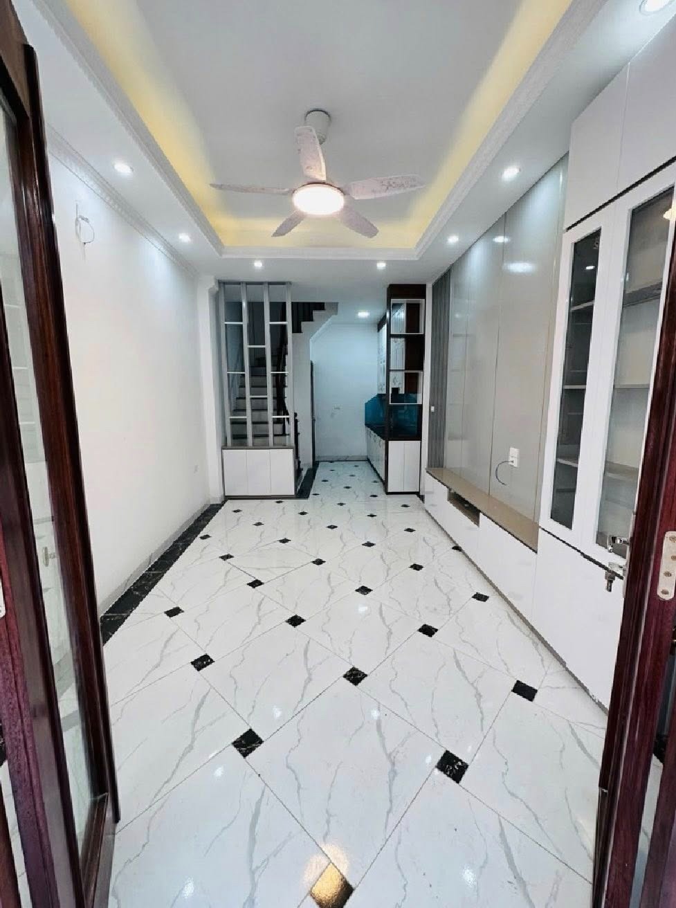 Căn Nhà 4-5 Tầng Hậu Ái Giá Tốt - 5.19 Tỷ | Vị Trí Đắc Địa, Tiện Nghi Đầy Đủ