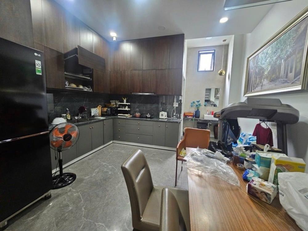 Bán nhà đẹp 4 tầng, xe hơi, Phan Đăng Lưu, Phú Nhuận - 7.3 tỷ