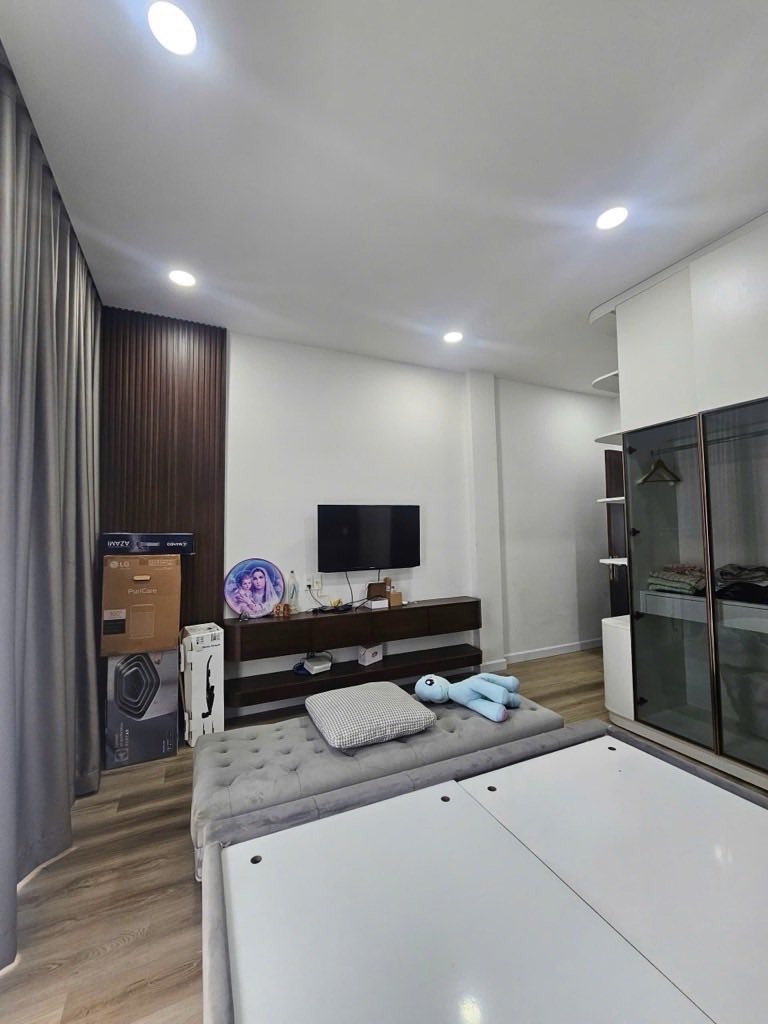 Bán nhà đẹp 4 tầng, xe hơi, Phan Đăng Lưu, Phú Nhuận - 7.3 tỷ