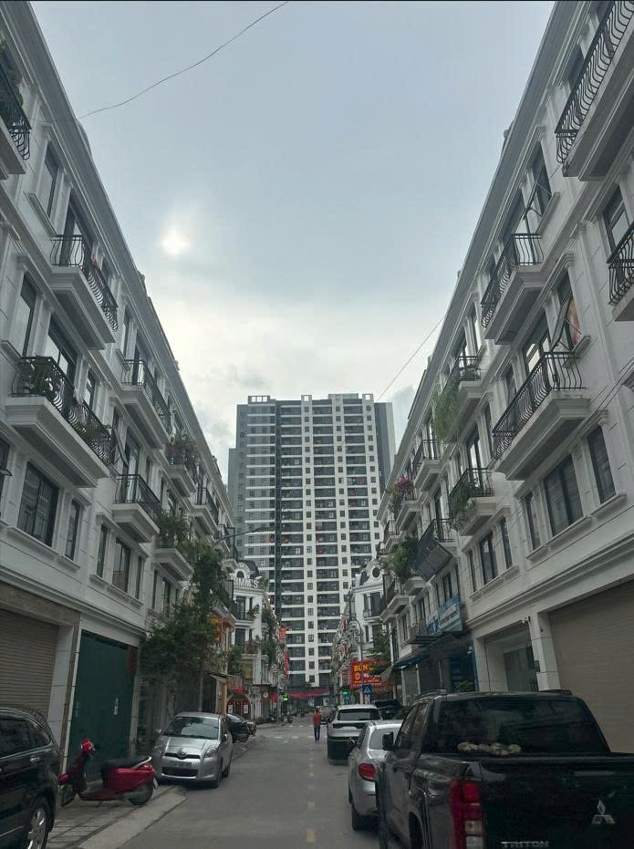 Bán Biệt Thự Đơn Lập Khu 31ha Trâu Quỳ - Gia Lâm | Vị Trí Đắc Địa - Đầu Tư Sinh Lời