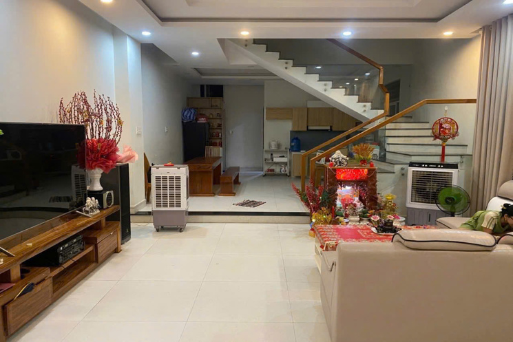 NHÀ 2 TẦNG MỚI, DT : 7×20 – LÔ GÓC 2 MẶT TIỀN ĐƯỜNG NGUYỄN DUY CUNG Giá 6,7 tỷ