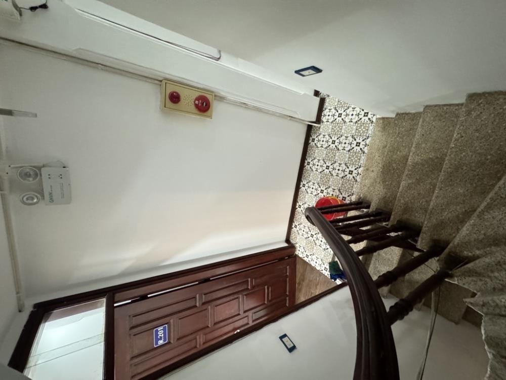 Cho Thuê CCMN Đống Đa 7 Phòng Ngủ, Full Đồ - Giá 8.3 Tỷ