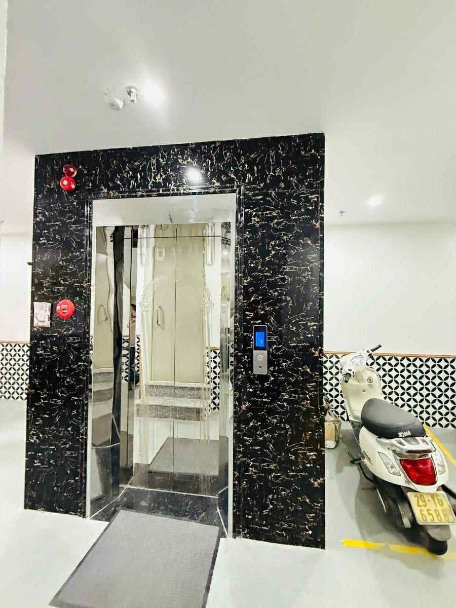 Bán CCMN Mễ Trì Thượng 60m2, 8 Tầng, Ô Tô Giá 12 Tỷ