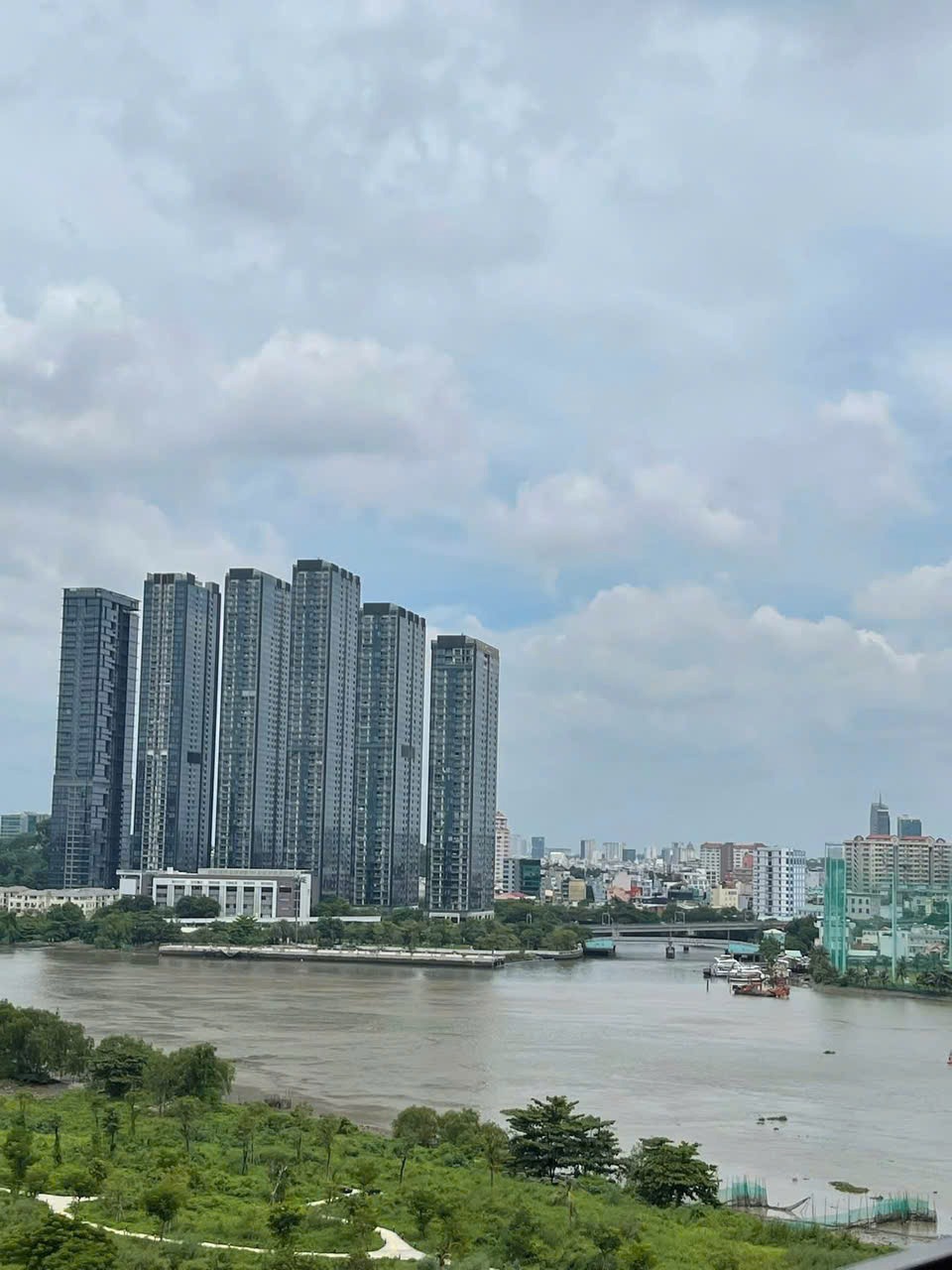 Bán Gấp Căn 2PN The River View Sông - Giá Tốt Nhất 15.5 Tỷ