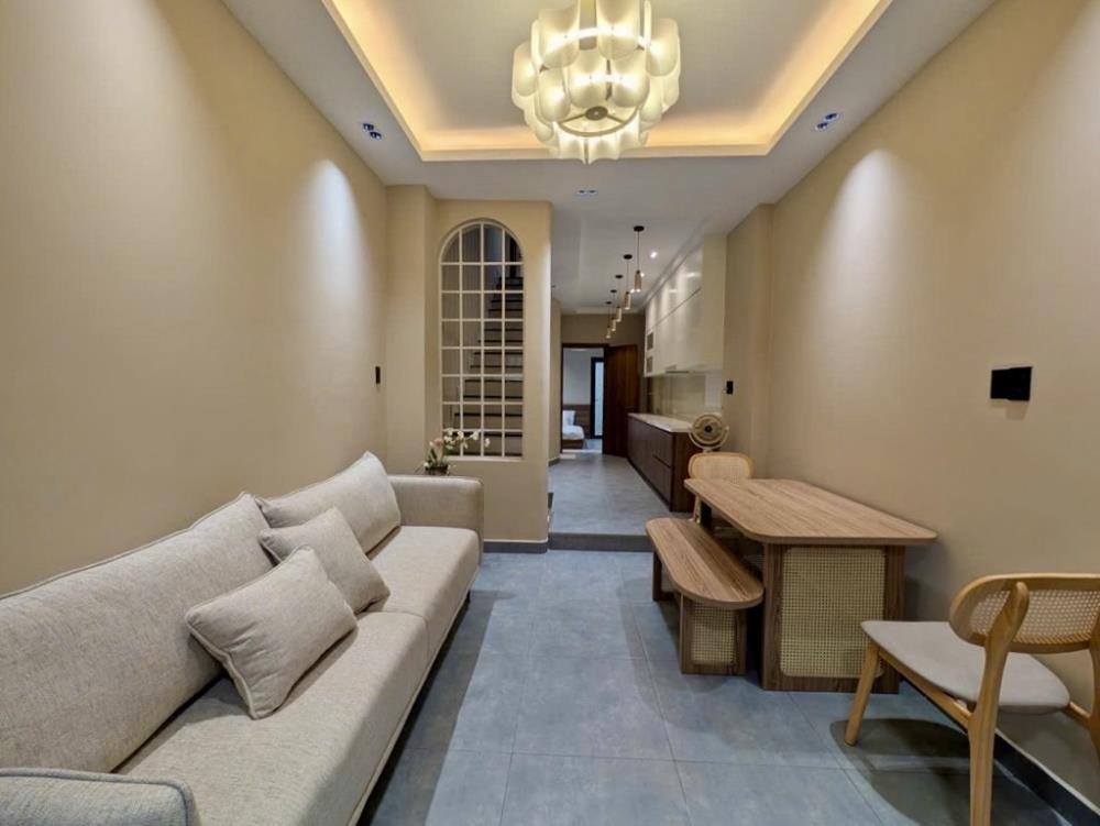 Nhà Đẹp Bùi Đình Túy - Phong Cách Tinh Tế, 50m2, 3PN, Full Nội Thất