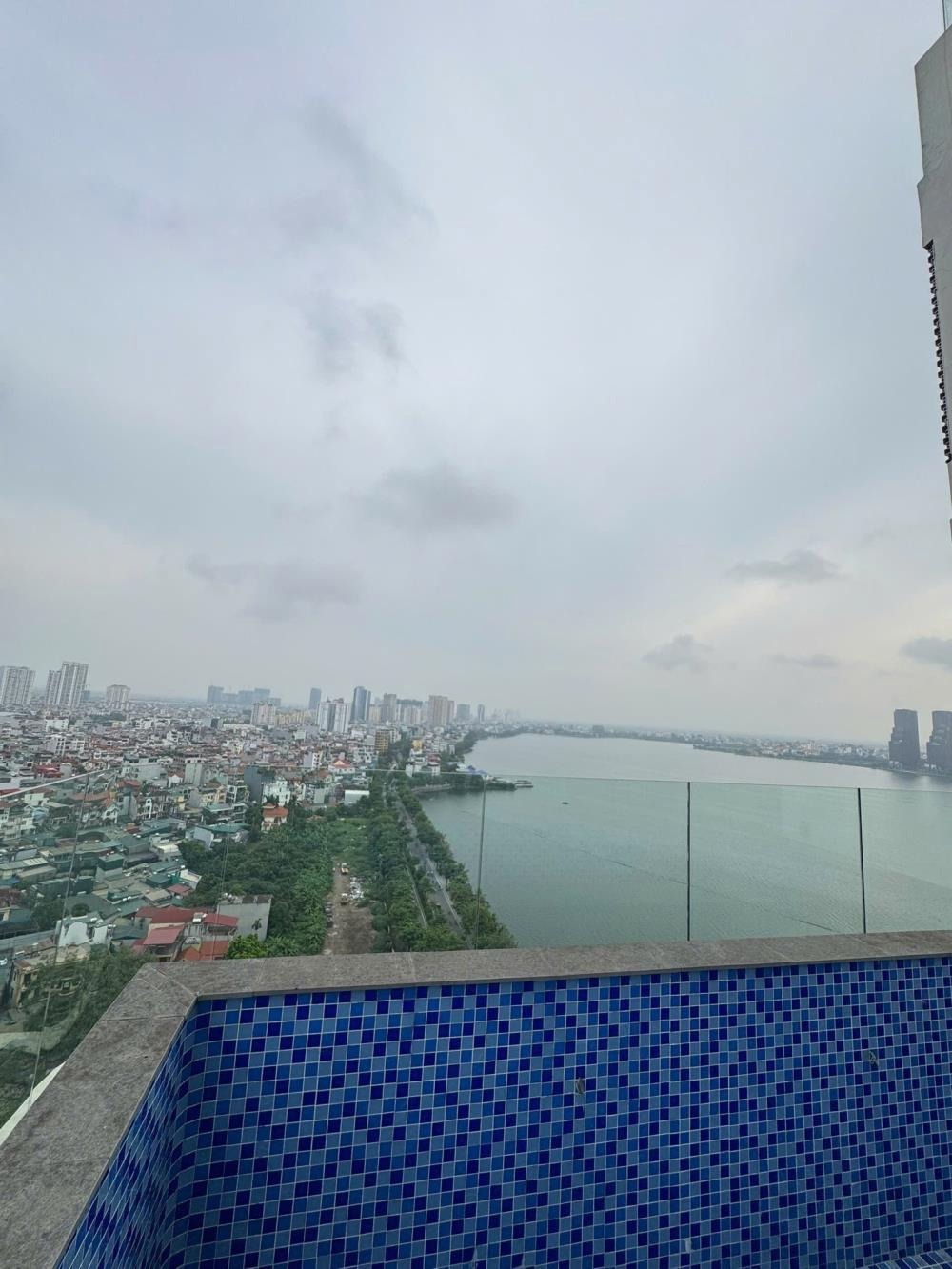 Penthouse Duplex Watermark Tây Hồ - View Hồ Tây - 311m2 - Giá 46.8 tỷ