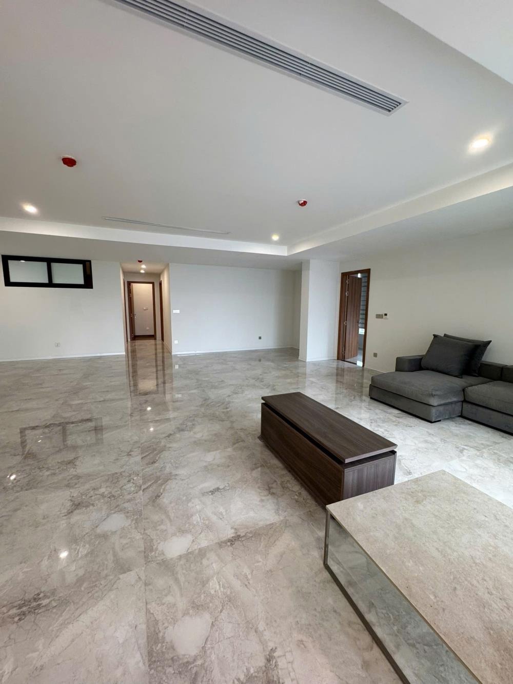 Penthouse Duplex Watermark Tây Hồ - View Hồ Tây - 311m2 - Giá 46.8 tỷ