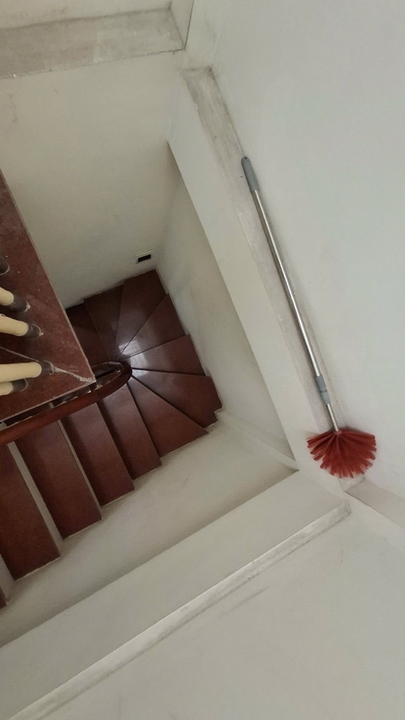 Bán nhà Quỳnh Mai - Ô tô tránh - Kinh doanh sầm uất - Giá tốt