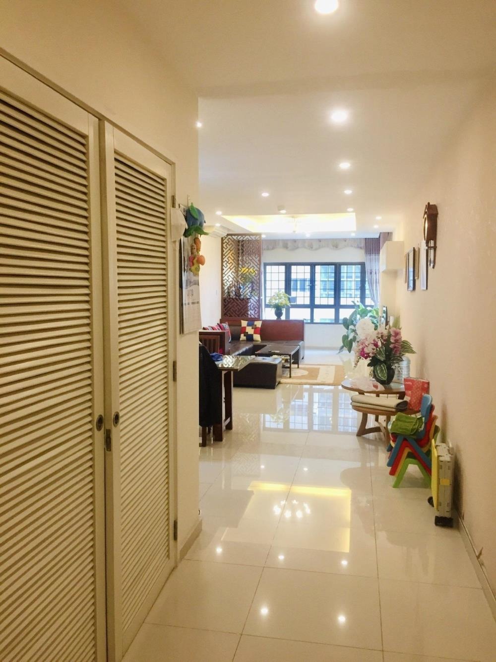 Bán Căn Hộ 2PN Mulberry Lane - Full Đồ Xịn, View Đẹp, Giá Tốt