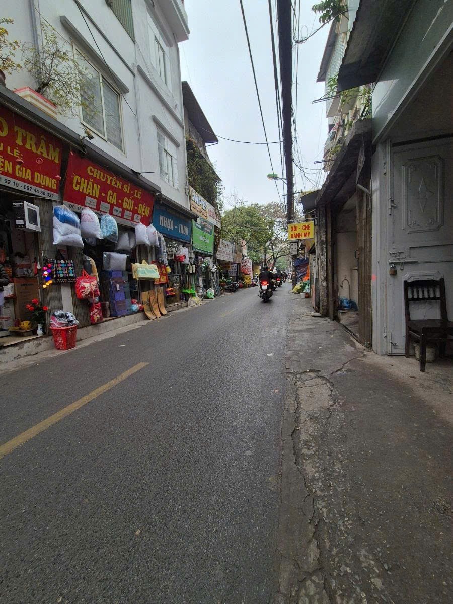 Bán nhà mặt phố Quan Nhân 84m2, 5 tầng, thang máy nhập khẩu - Giá 28 tỷ