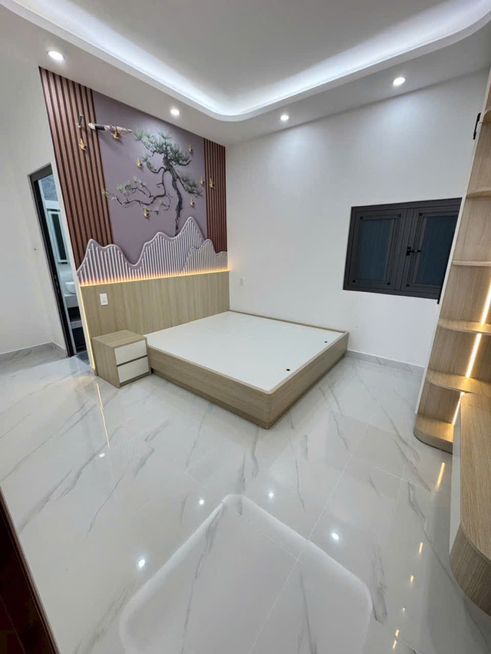Nhà Hẻm Bình Thành, Bình Hưng Hòa B, Bình Tân: 70m2, 3 Lầu, 4PN, Giá 7.1 Tỷ