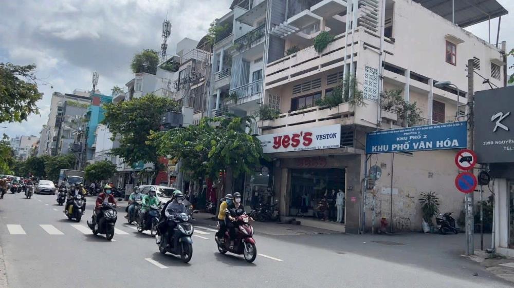 Bán Nhà Mặt Tiền Nguyễn Đình Chiểu, Quận 3 - Vị Trí Đẹp, Giá Tốt