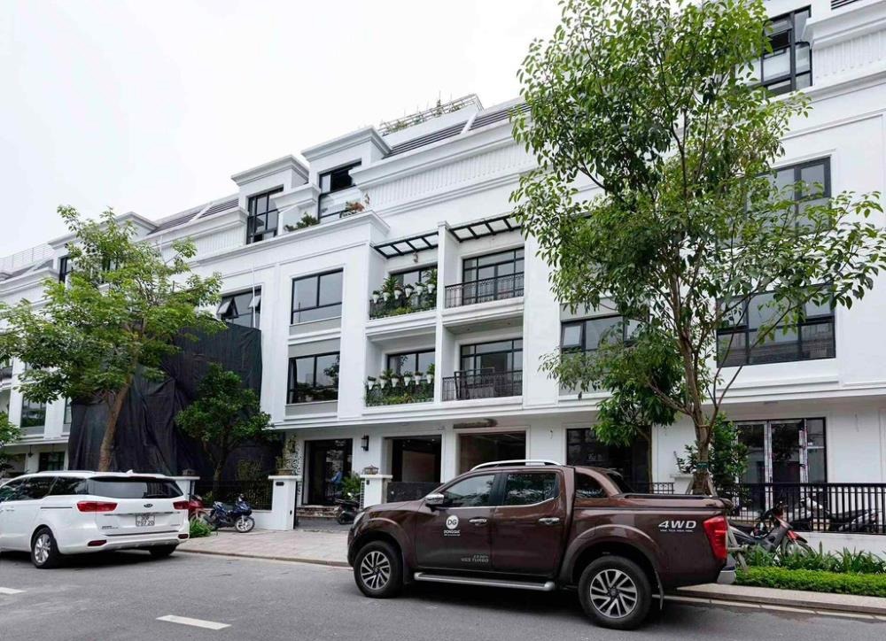 Bán Biệt Thự Vinhomes Gardenia Hàm Nghi - 155m2, 4 Tầng, Thang Máy, Giá 72 Tỷ