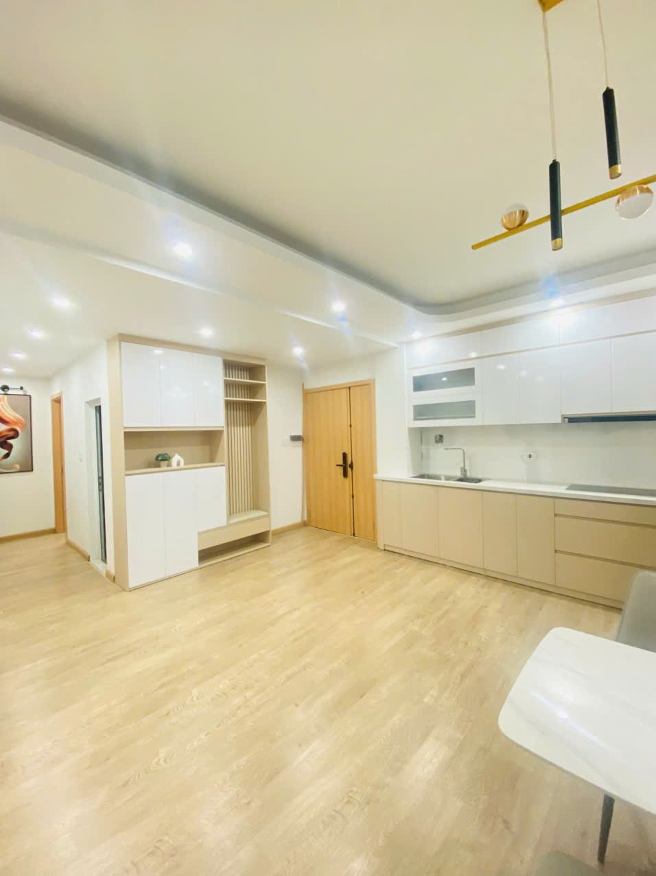 Bán Căn Hộ No10 Bán Đảo Linh Đàm: 3PN - 82m² - View Đẹp - Giá Tốt