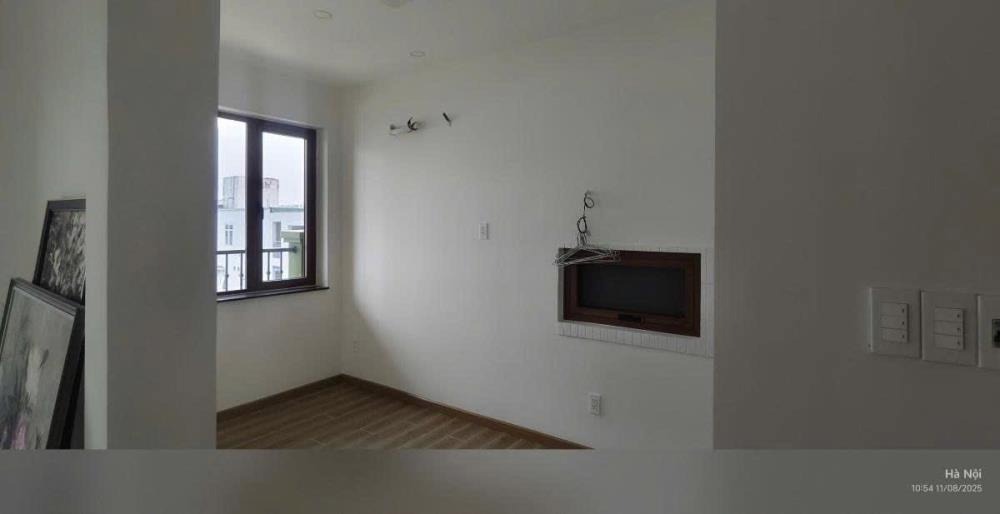 Bán nhà mặt phố Nguyễn Công Hoan - Lô Góc - 3 Thoáng - Thang Máy - Giá 36.5 tỷ