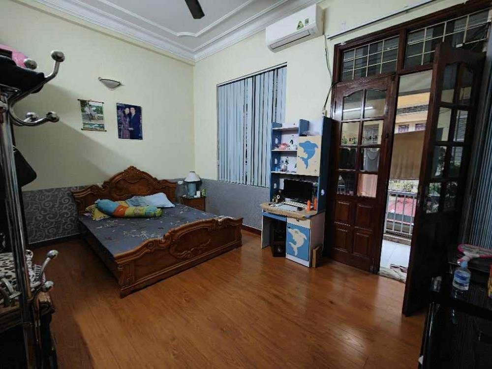Nhà phố Vọng - 75m2 - Giá 14 tỷ - Vị trí đẹp - 3 Tầng - Full tiện ích