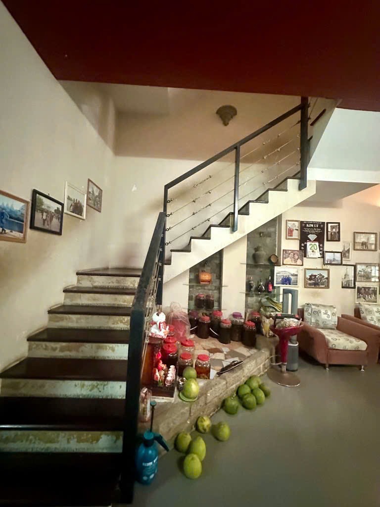 Nhà phố Quận 7 - 90m2, 4PN, Giá 12 tỷ - Vị trí đắc địa