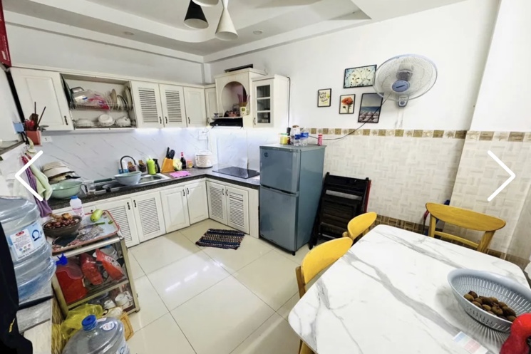 Nhà 3 tầng Lê Duẩn . Đang cho thuê 8tr/tháng