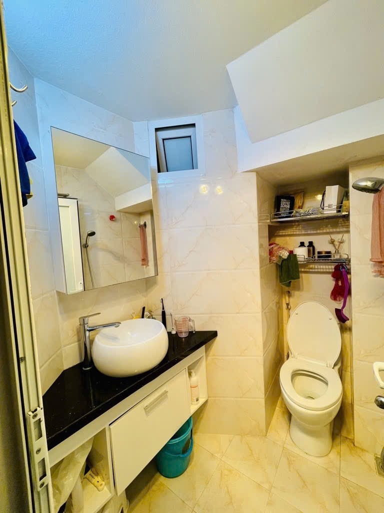 Nhà Ba Đình 3 Tầng Ngõ Thông - Giá 9 Tỷ - Ở Ngay